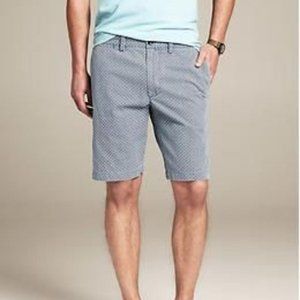 Banana Republic Aiden Flat Front Shorts Size 31